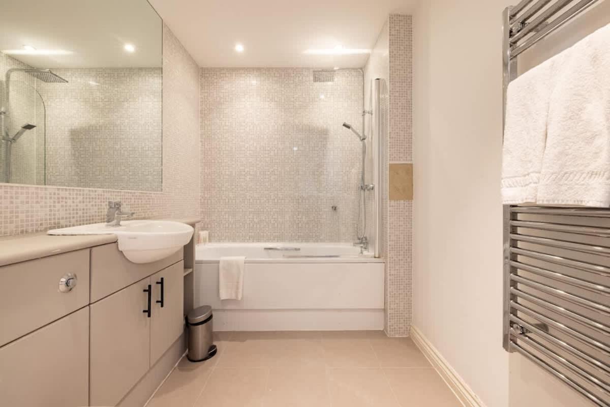 The Nine Elms Lane Arms - Stunning&bright 2bdr Flat