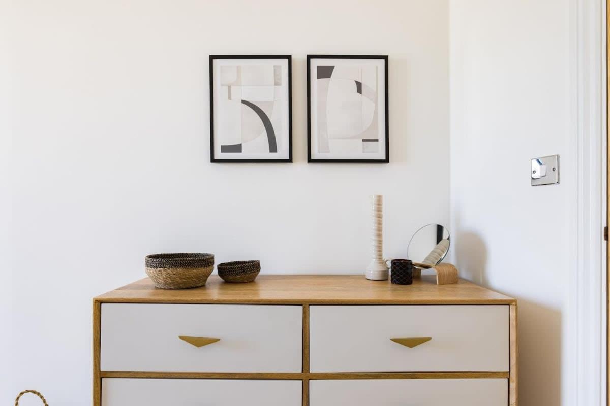 The Nine Elms Lane Arms - Stunning&bright 2bdr Flat London